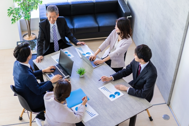 会議　会社